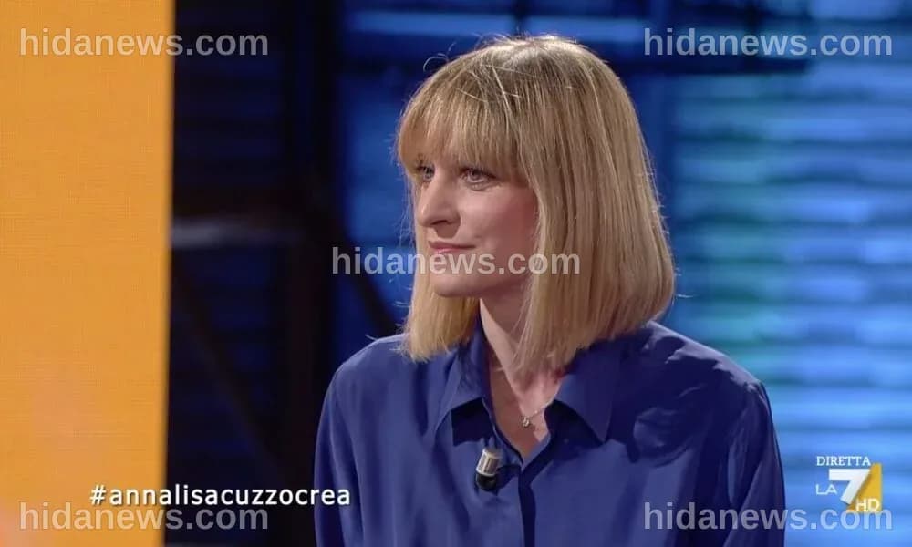 Annalisa Cuzzocrea: Biografia, Carriera e Impatto nel Giornalismo