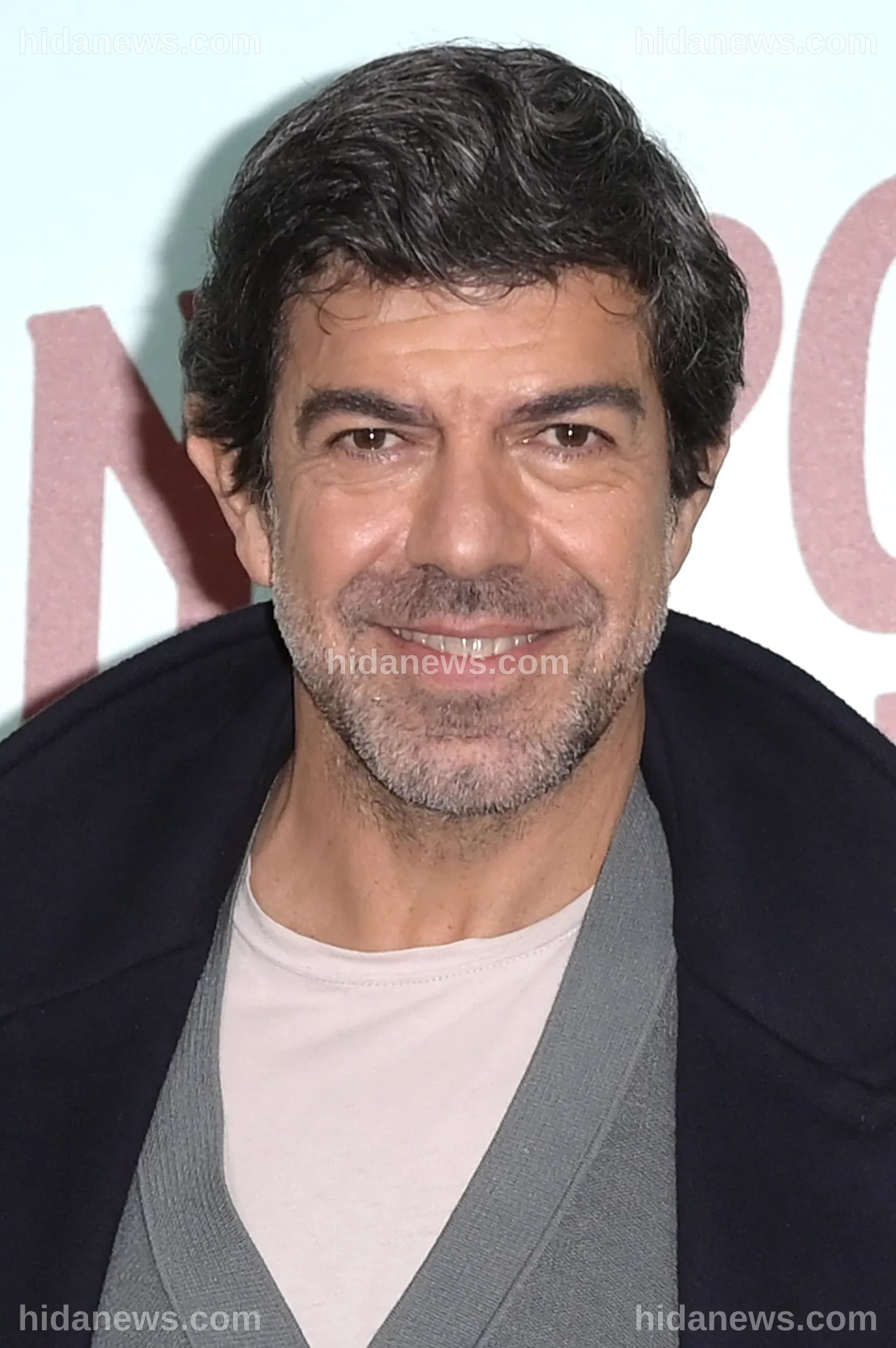 Pierfrancesco Favino: L'Attore Italiano che Sa Fare Tutto