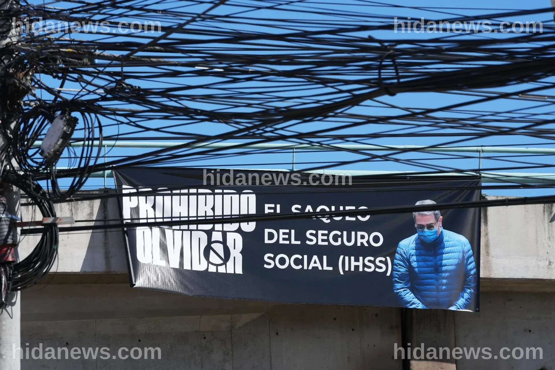 Trump's pardon of ex-Honduran president Hernández injects wild card ...